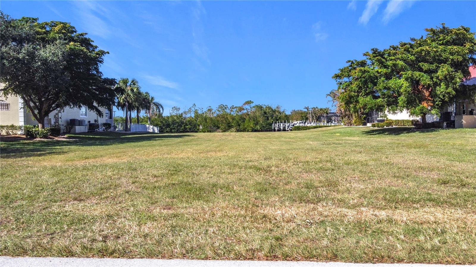 PUNTA GORDA ISLES SEC 14 - Land