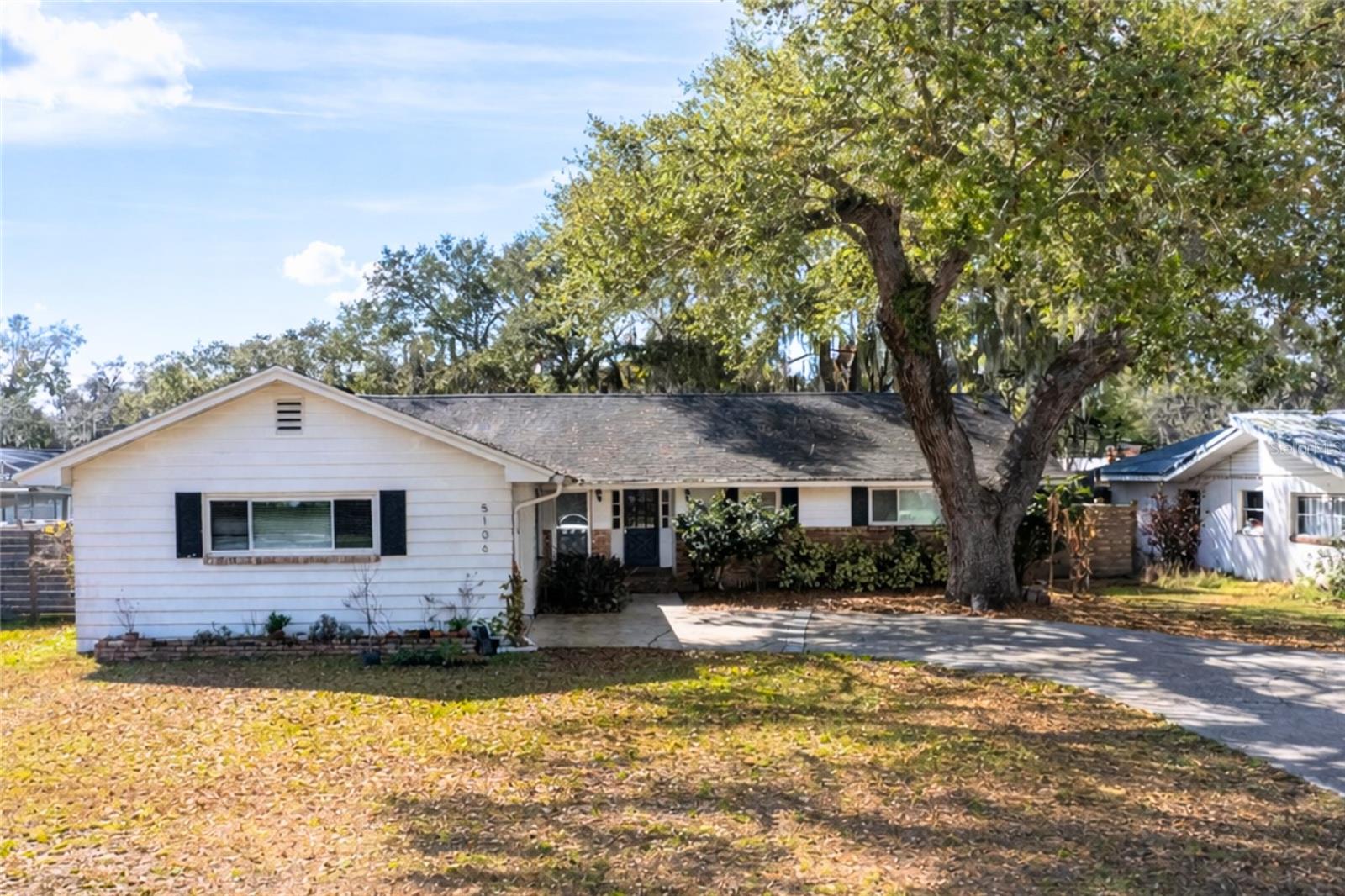 LAKE CONWAY ESTATES - Residential