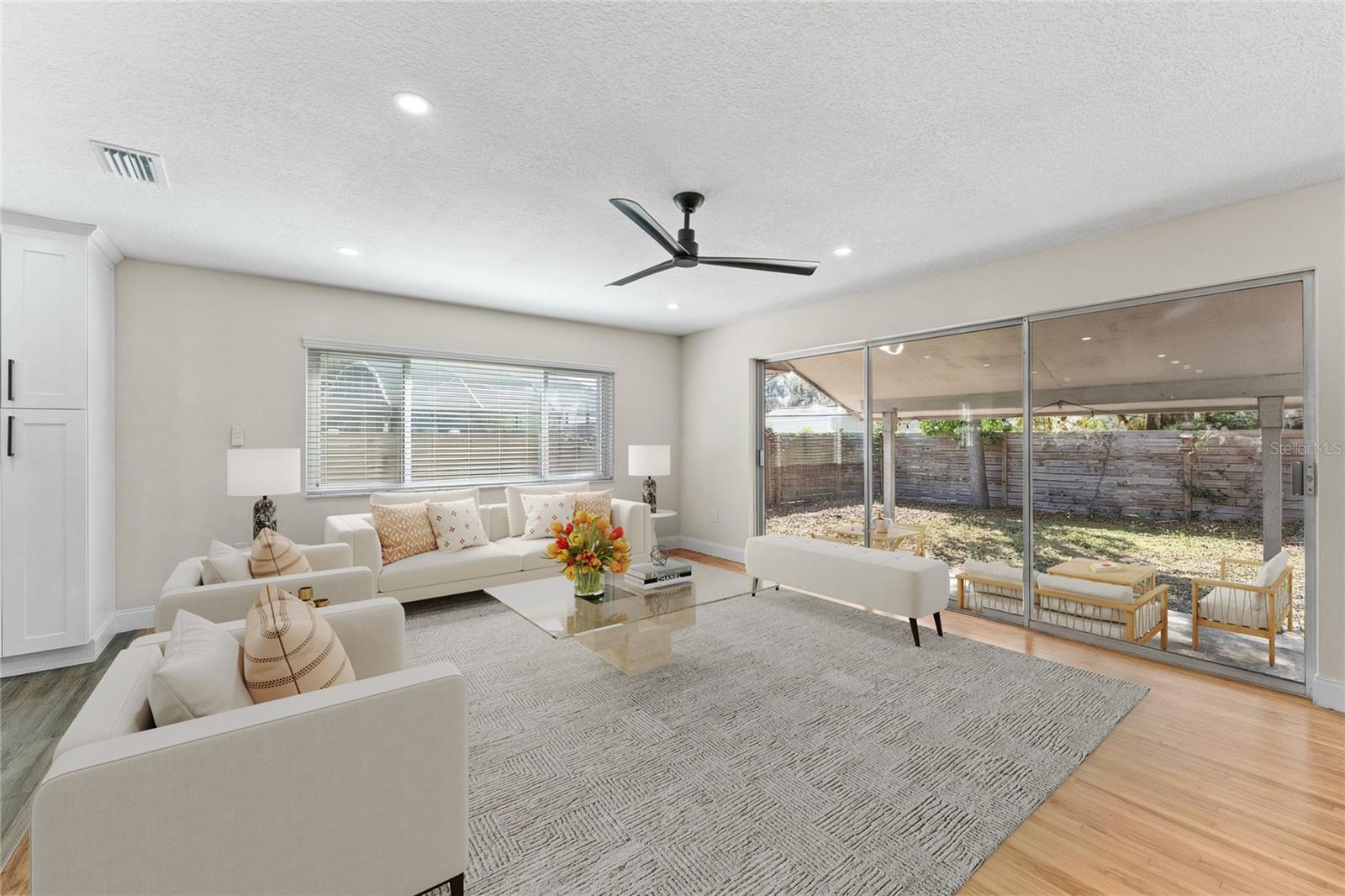 LAKE CONWAY ESTATES - Residential