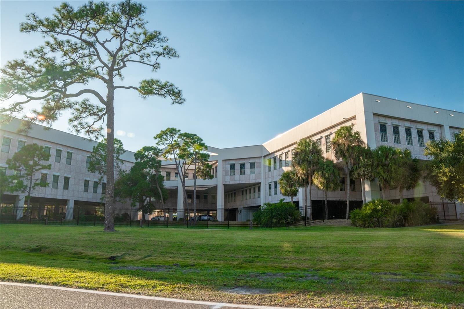 BAY PINES SUB - Land