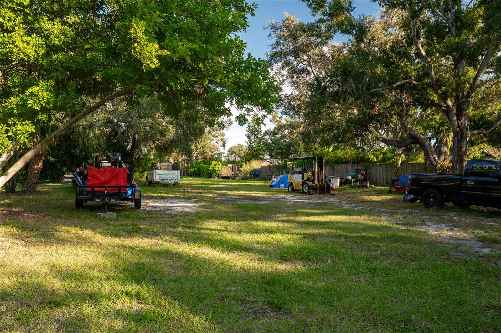 BAY PINES SUB - Land