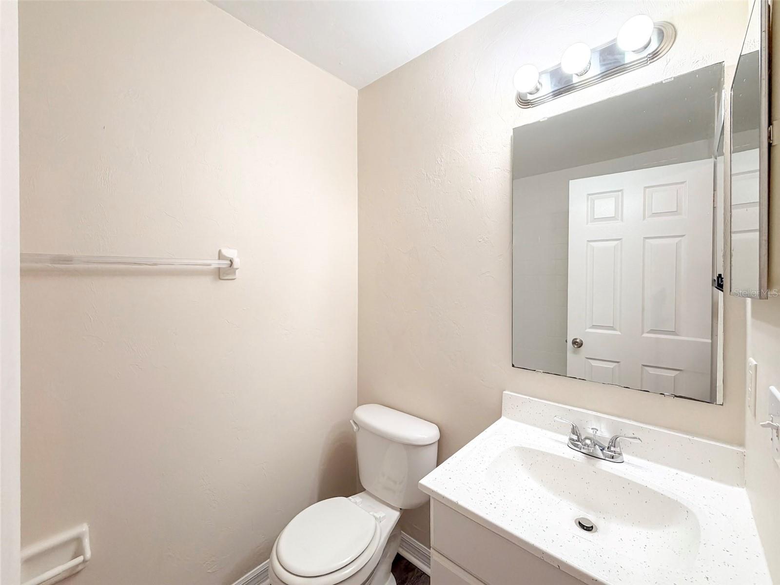 MAGNOLIA MANOR - Residential Lease