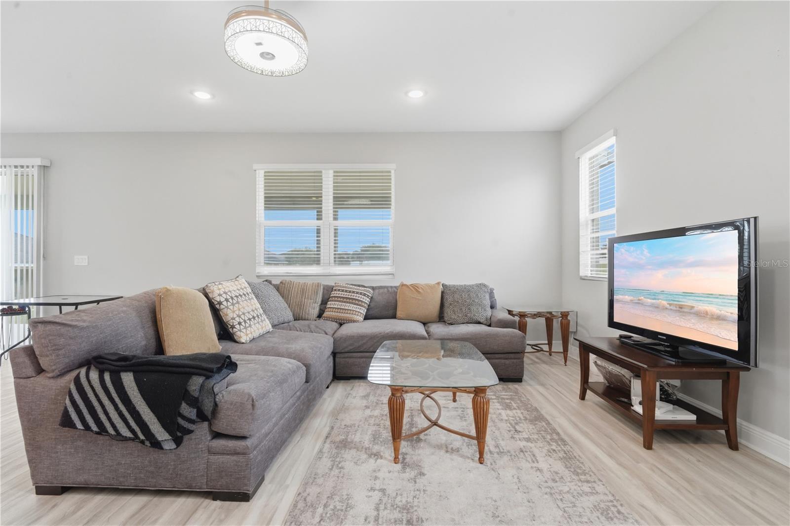 SEASONS/PK HILL - Residential