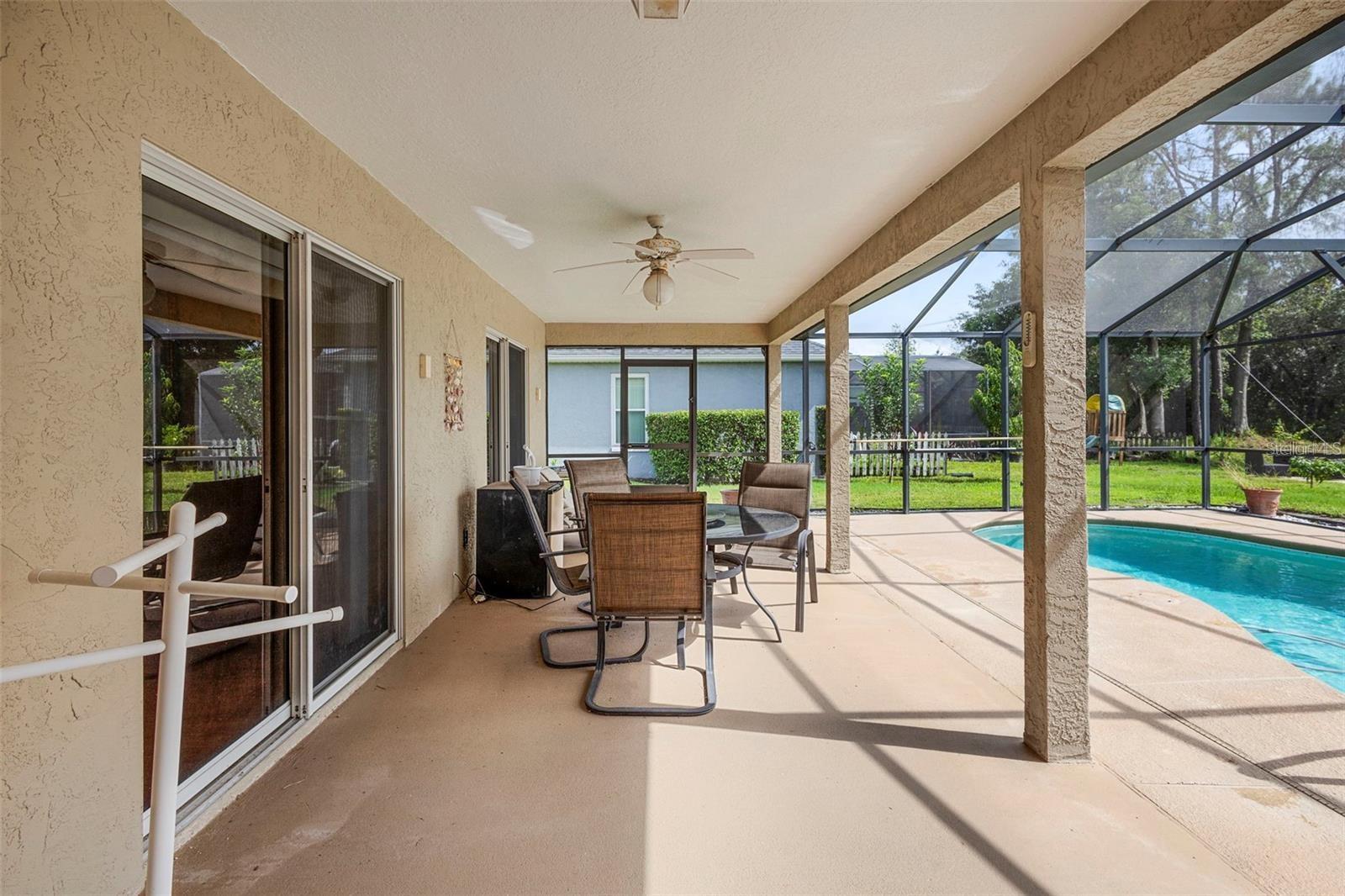 TWIN LAKES AT DELTONA UNIT 02 - Residential Lease