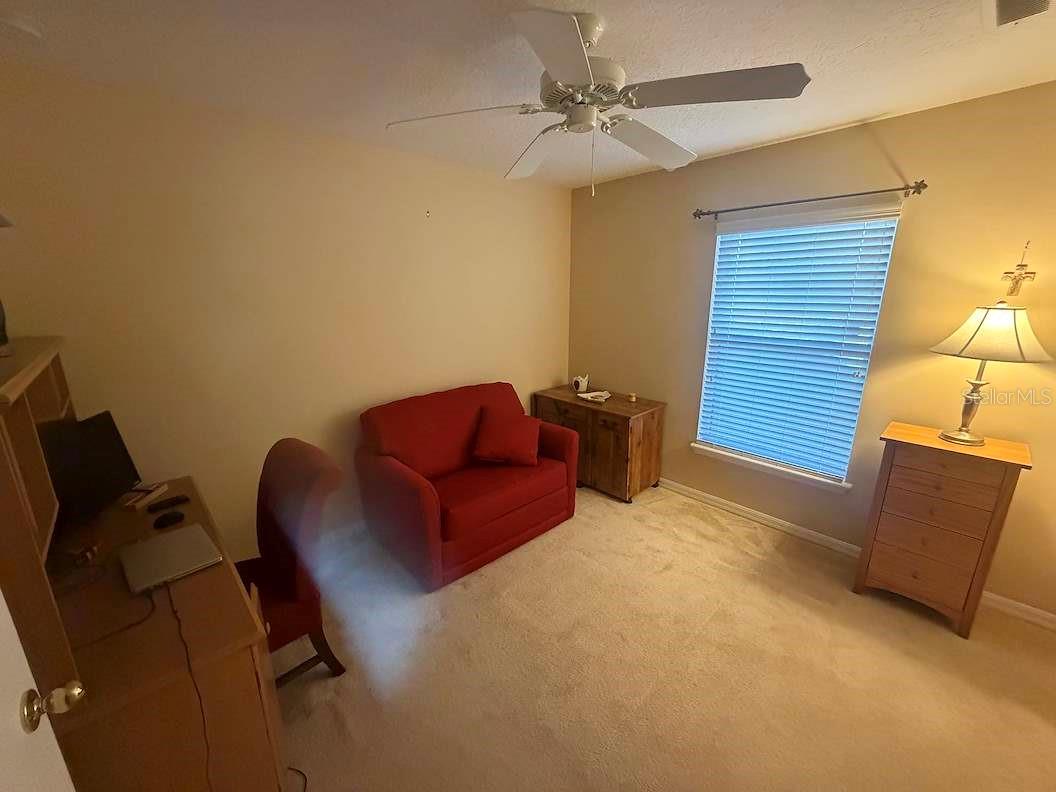 TWIN LAKES AT DELTONA UNIT 02 - Residential Lease