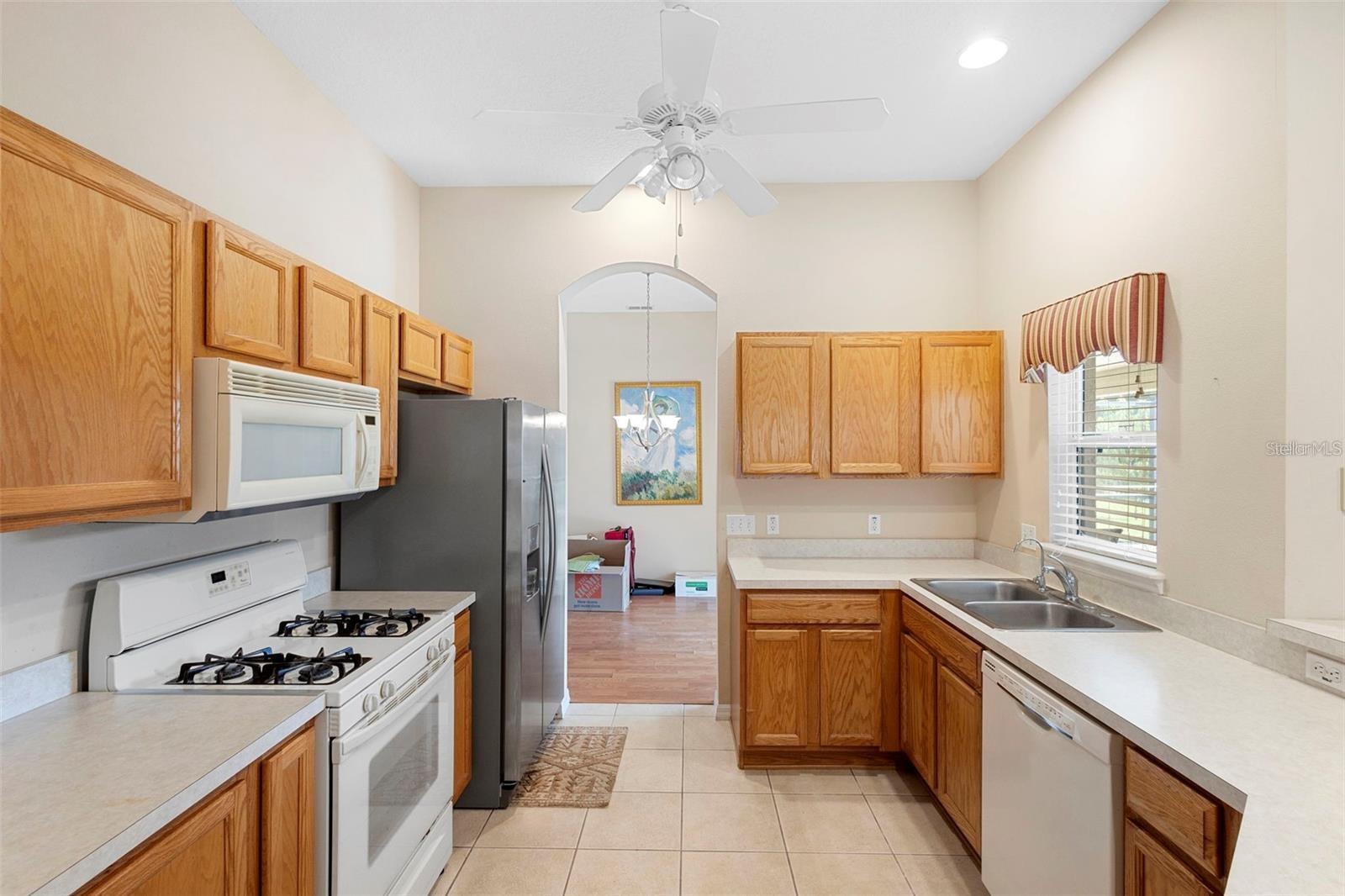 TWIN LAKES AT DELTONA UNIT 02 - Residential Lease