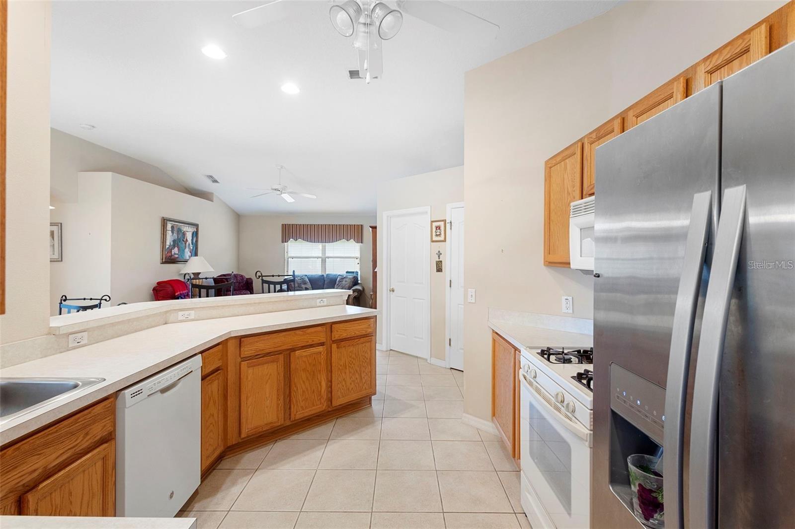 TWIN LAKES AT DELTONA UNIT 02 - Residential Lease