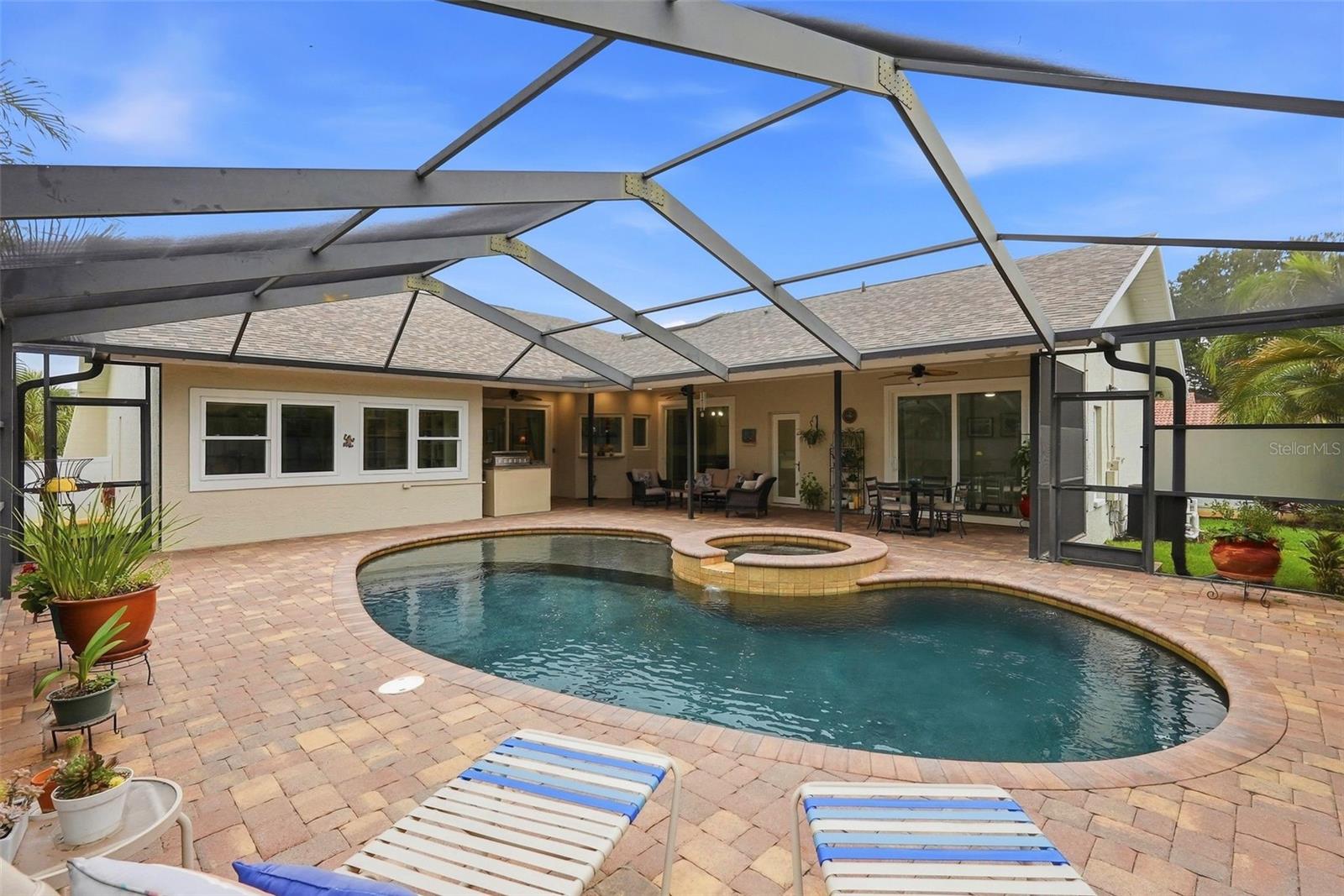 TIERRA VERDE UNIT 1 4TH REP - Residential