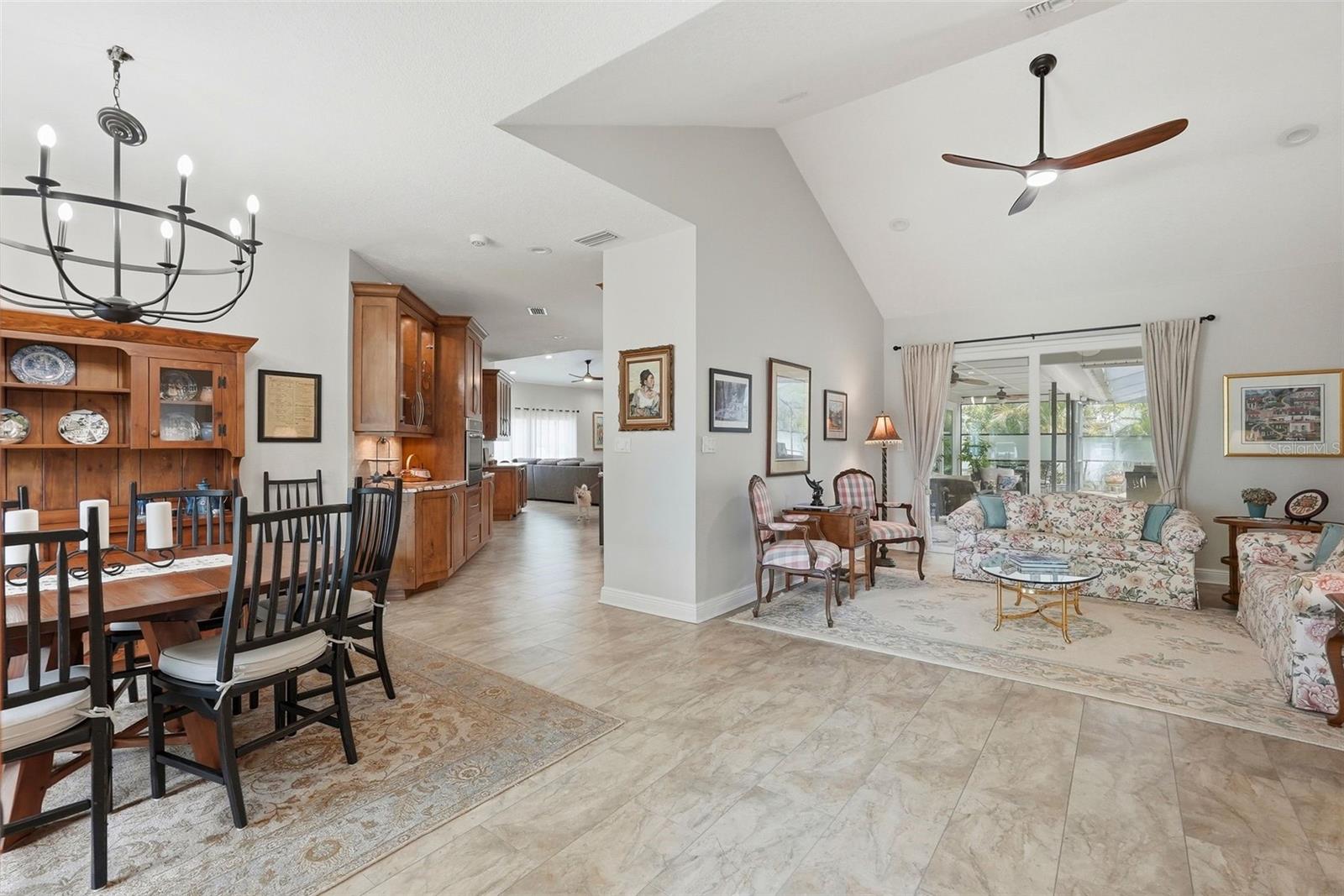 TIERRA VERDE UNIT 1 4TH REP - Residential