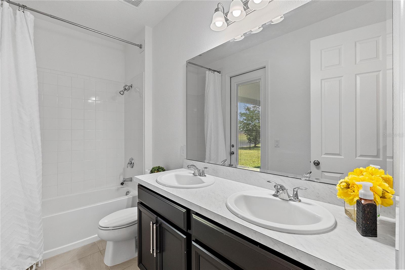 HANOVER LAKES PH 2 - Residential
