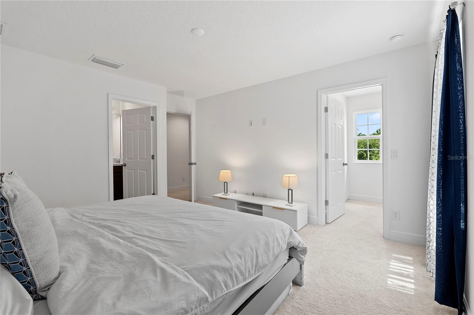 HANOVER LAKES PH 2 - Residential