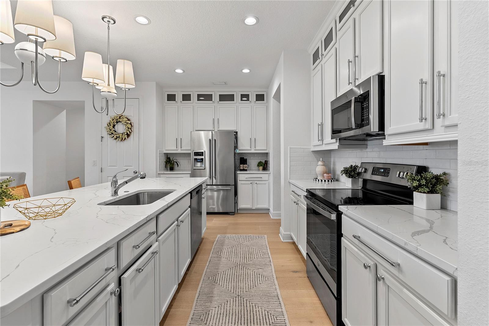 HANOVER LAKES PH 2 - Residential