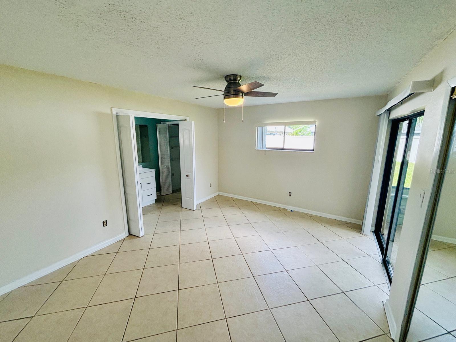 ARBOR RIDGE WEST - Residential Lease