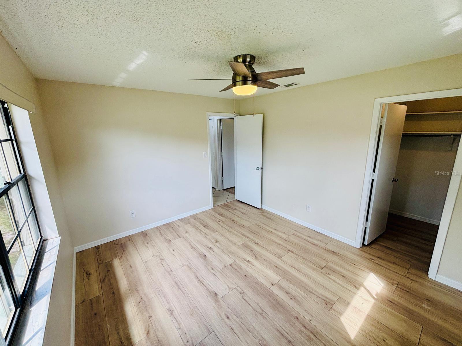 ARBOR RIDGE WEST - Residential Lease