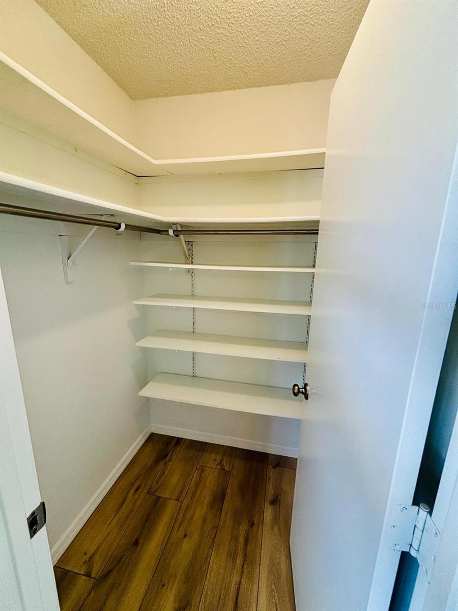 ARBOR RIDGE WEST - Residential Lease