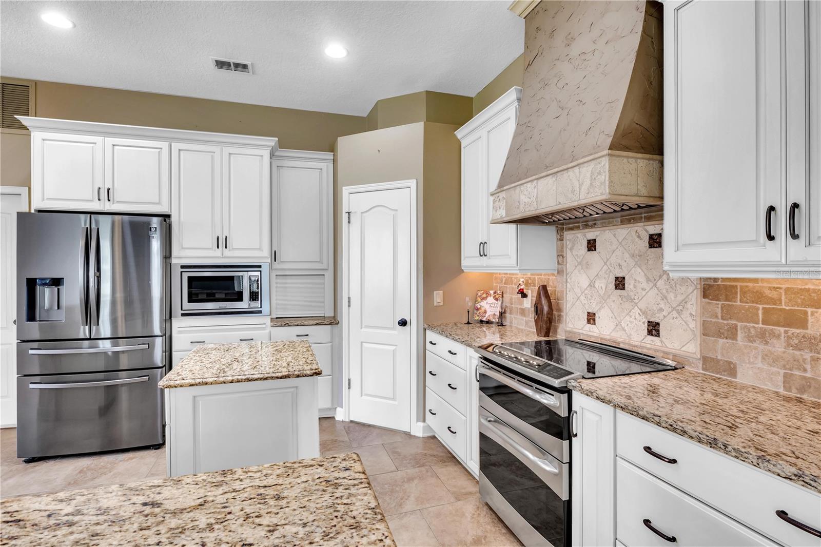 WATERFORD LAKES TR N25A PH 03 - Residential