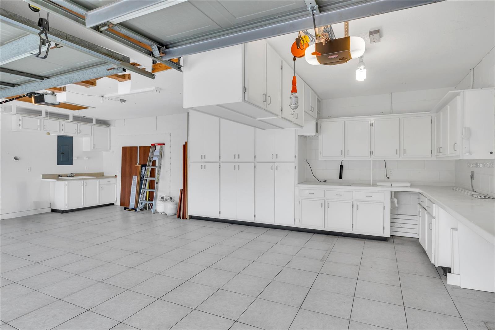 WATERFORD LAKES TR N25A PH 03 - Residential