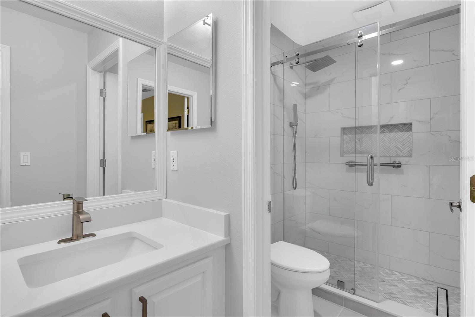 WATERFORD LAKES TR N25A PH 03 - Residential