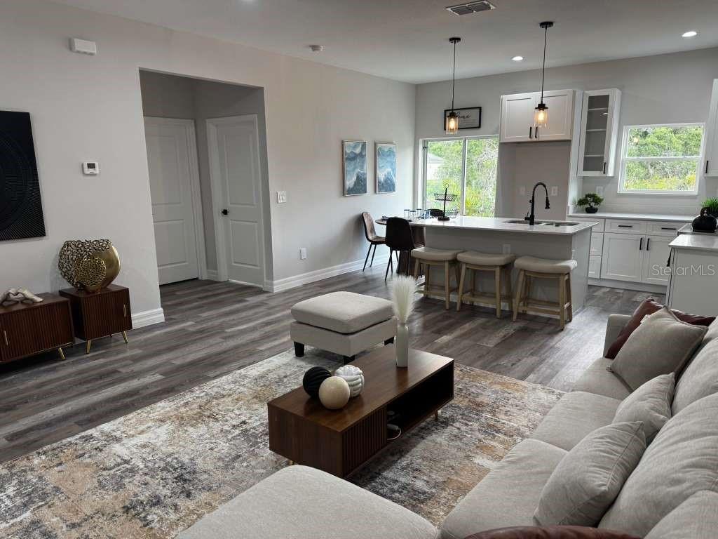 SEBRING HILLS SO - Residential