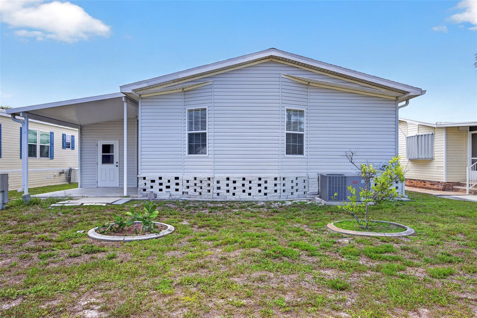 BURNT STORE COLONY MHP COOP - Residential