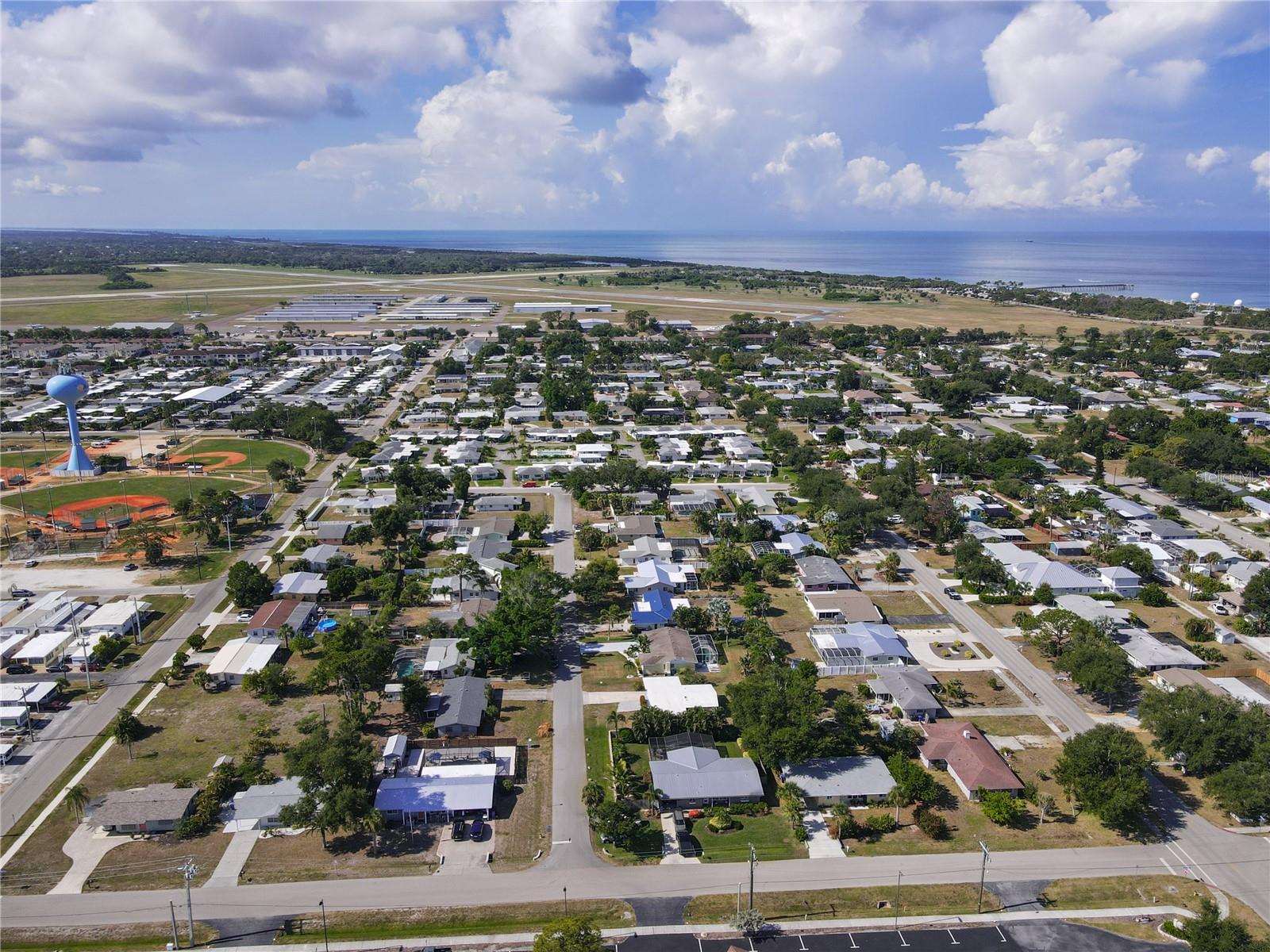 BEACH VILLAGE - Land