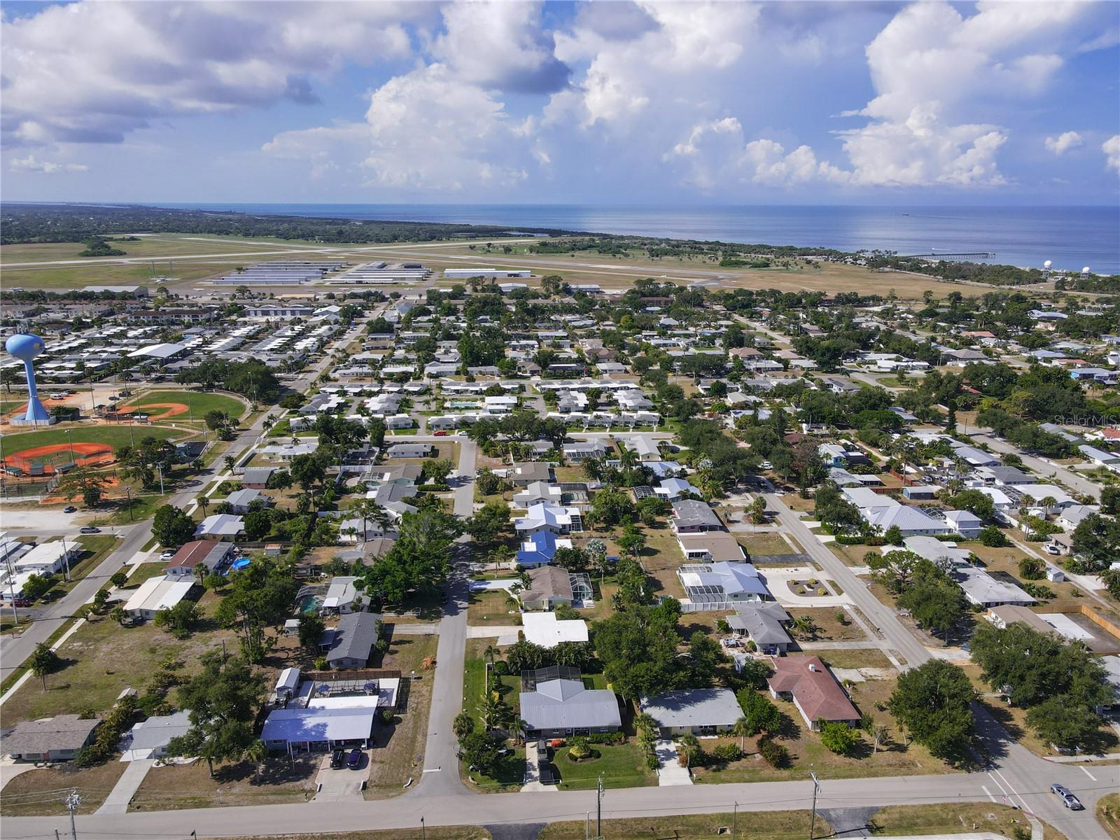 BEACH VILLAGE - Land