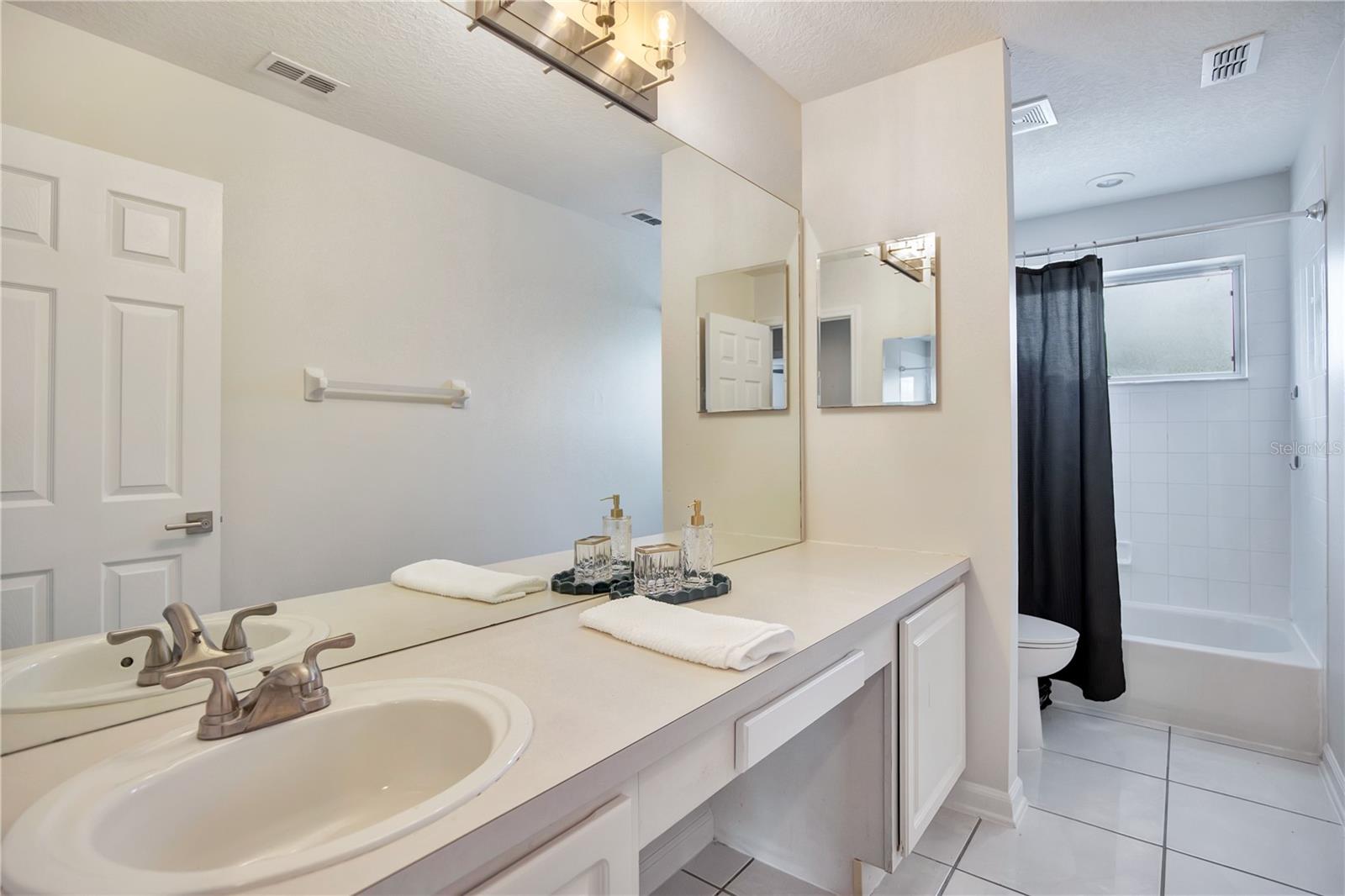 HUNTINGTON POINTE PH 3 - Residential