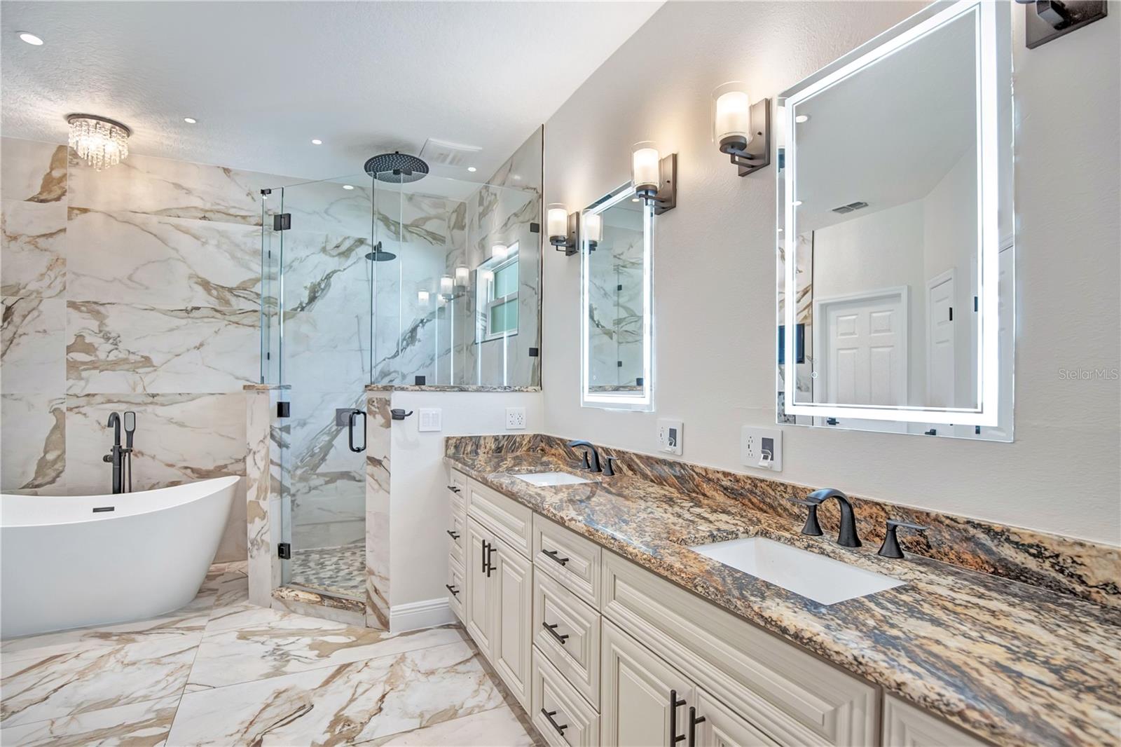 HUNTINGTON POINTE PH 3 - Residential