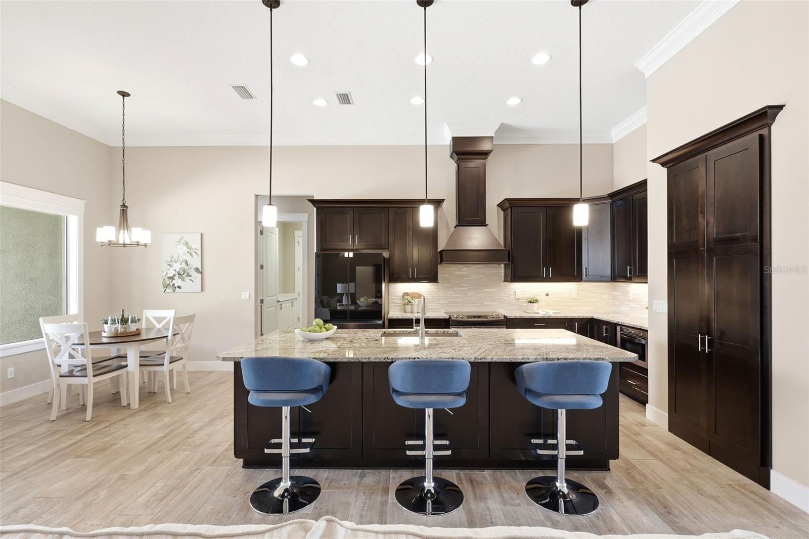 VERANO AT VENETIAN BAY - Residential
