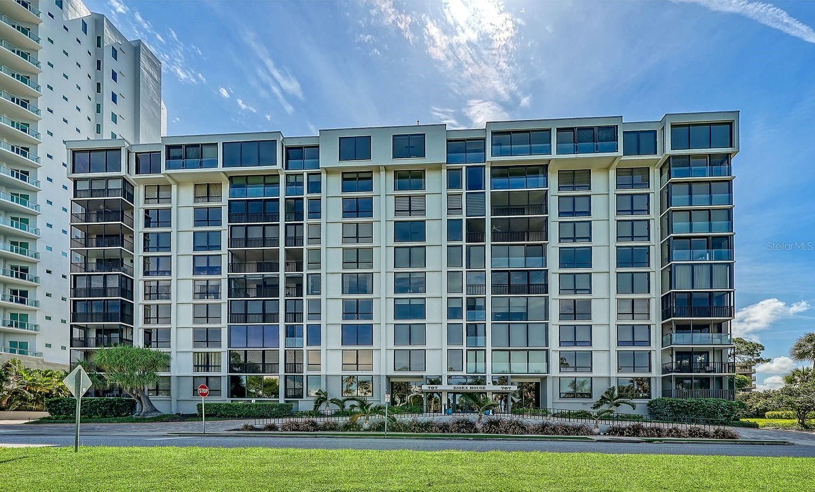 ESSEX HOUSE - Residential