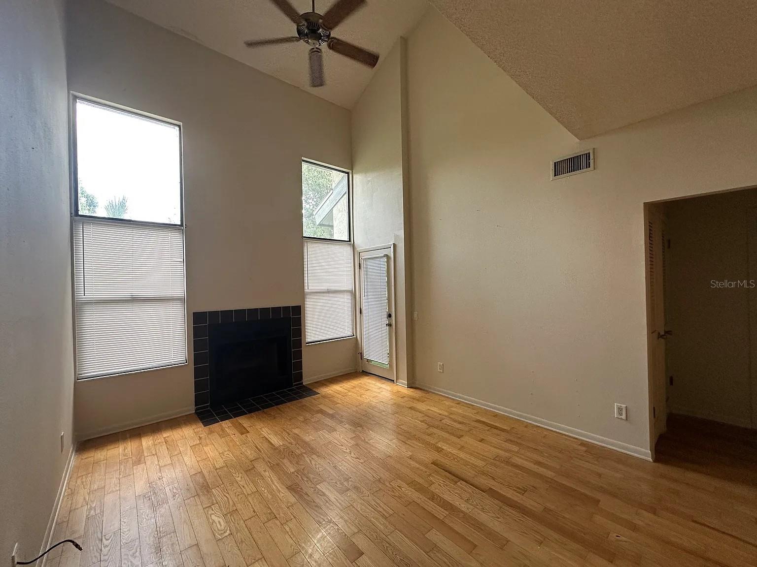 PARK LAKE 03 02 AMD - Residential Lease