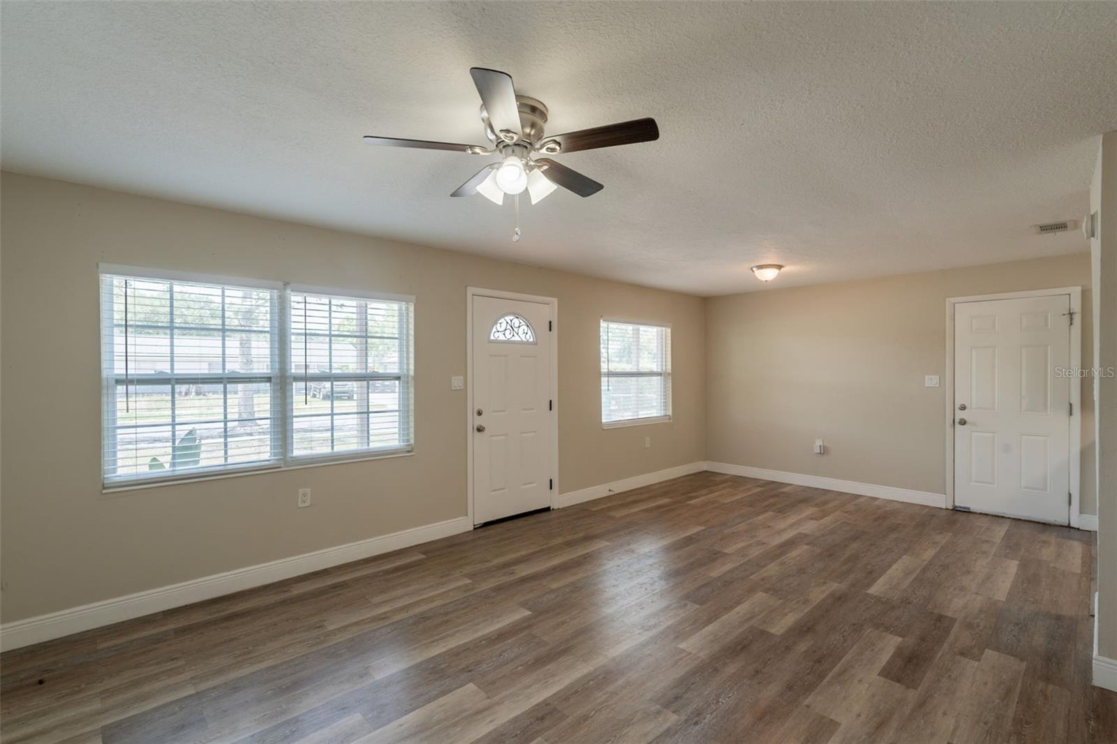 MALIBU GROVES EIGHTH ADD - Residential