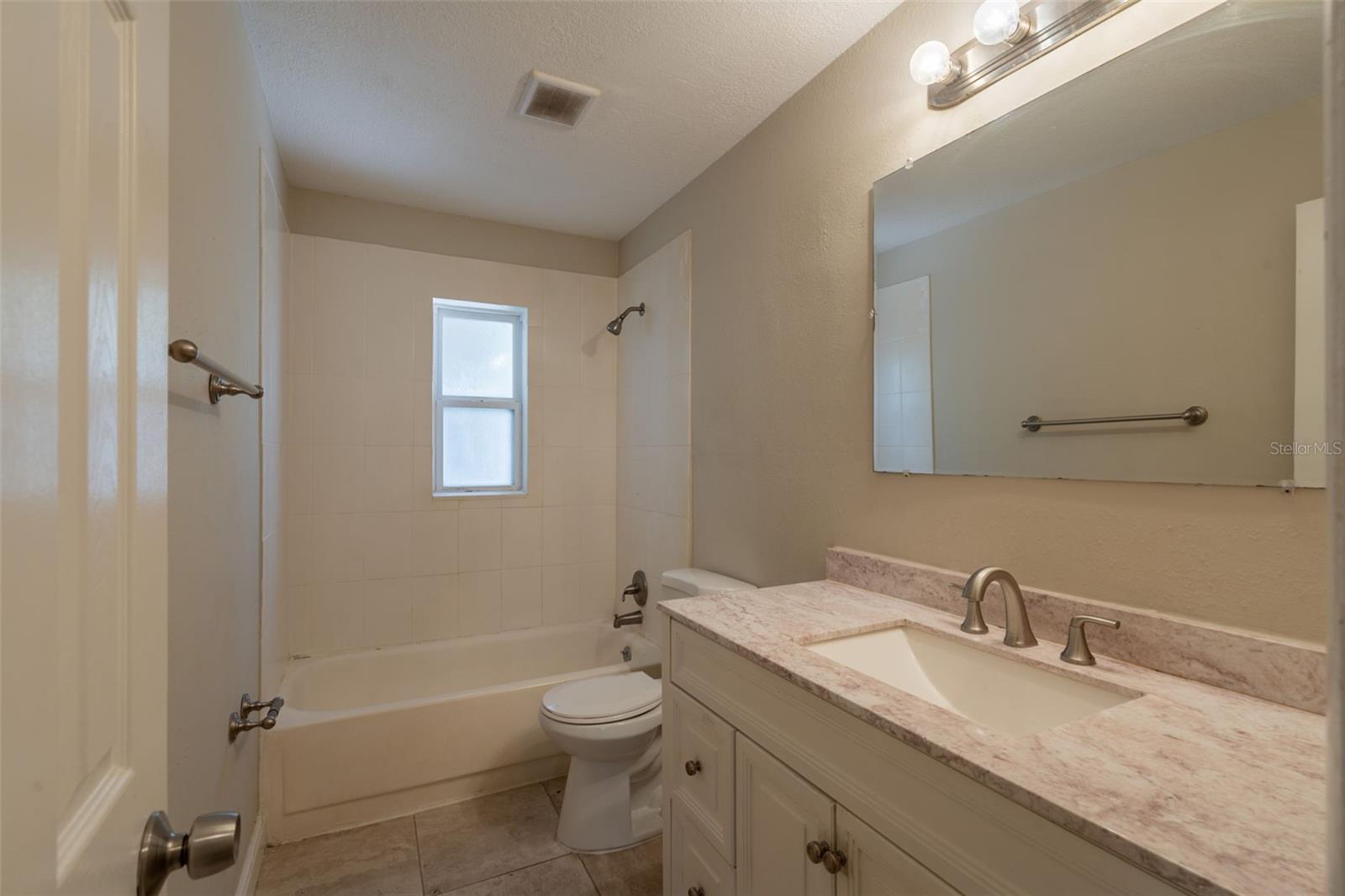 MALIBU GROVES EIGHTH ADD - Residential
