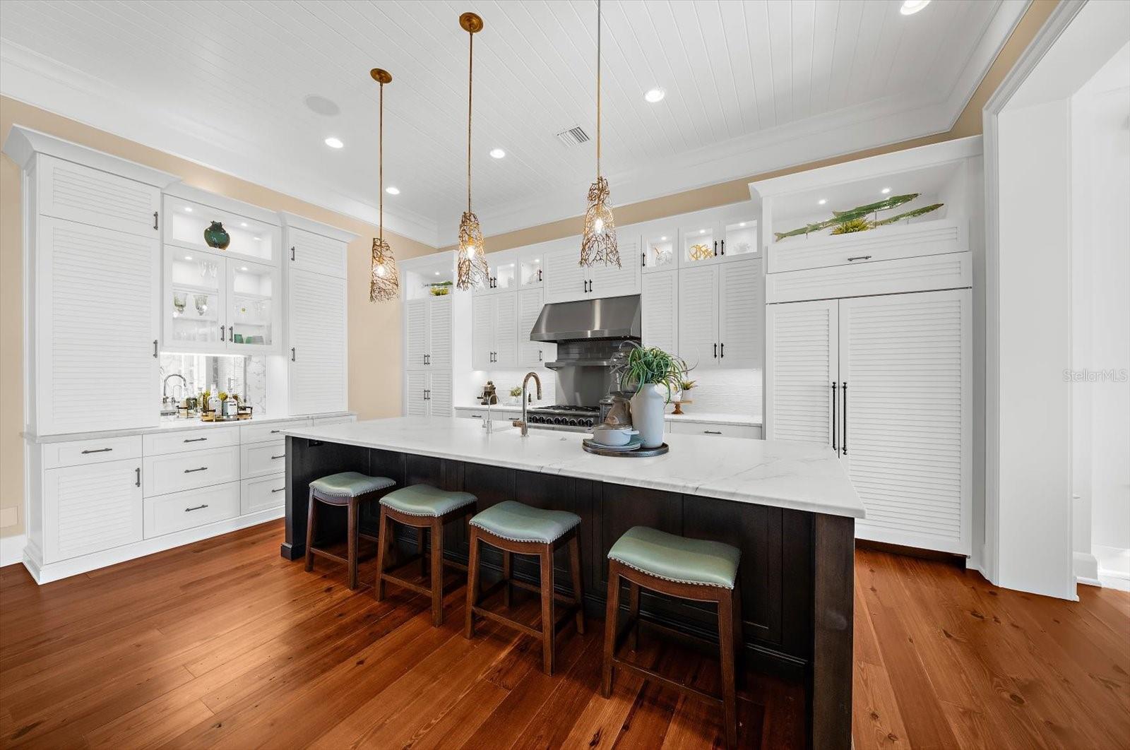 BELLEAIR BEACH UNIT 1 (UNRECORDED) - Residential