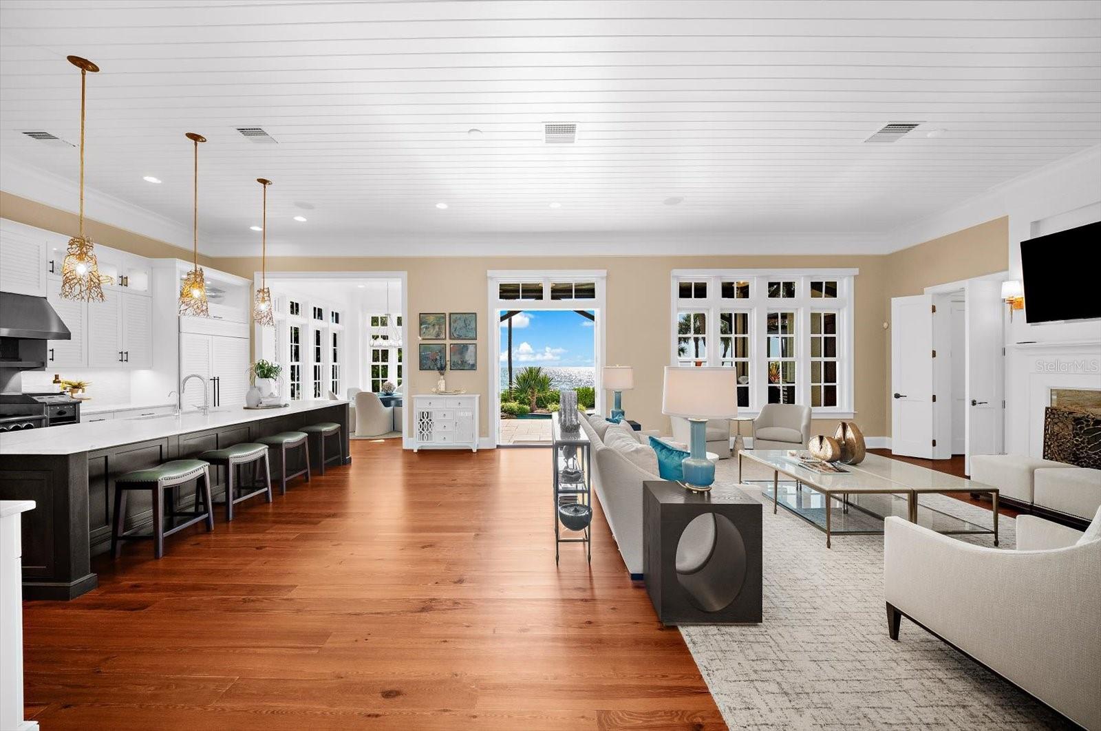 BELLEAIR BEACH UNIT 1 (UNRECORDED) - Residential