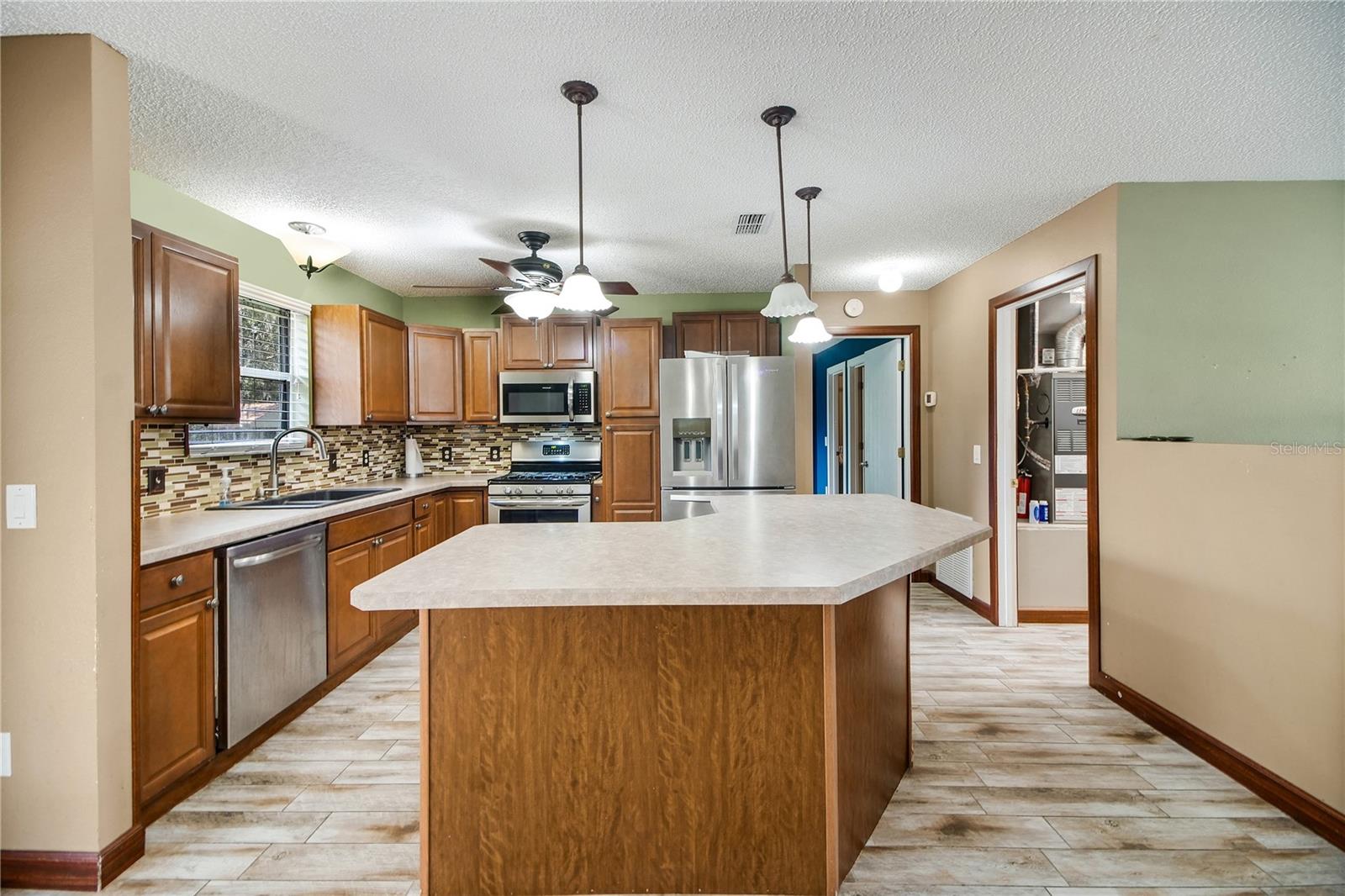 SPRING ARBOR VILLAGE - Residential
