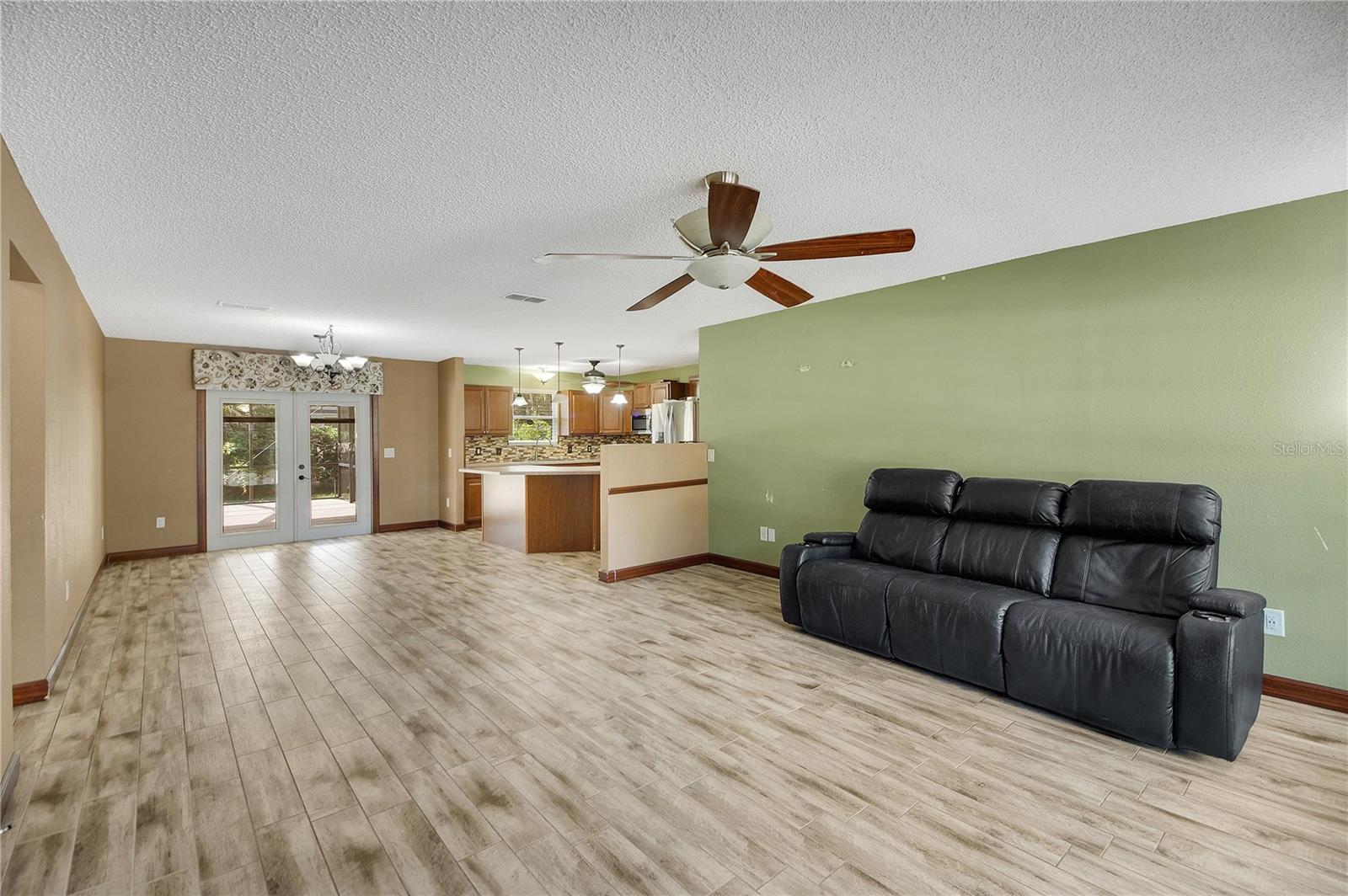 SPRING ARBOR VILLAGE - Residential