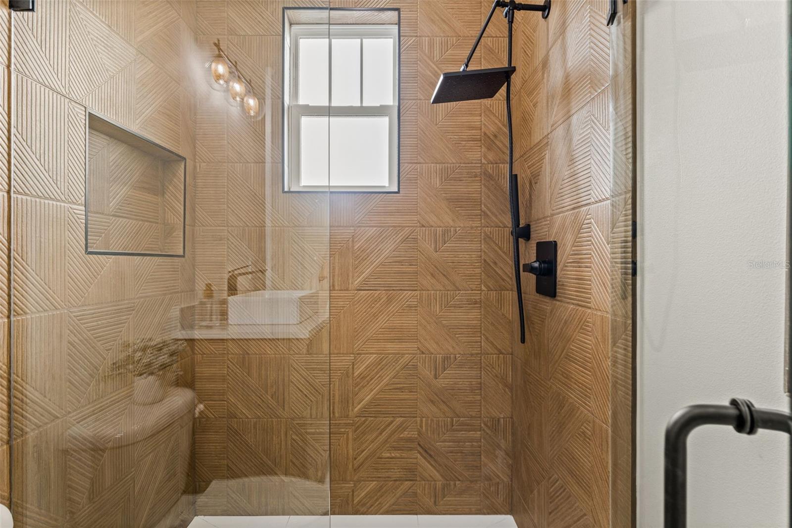 ALSTON HEIGHTS - Residential
