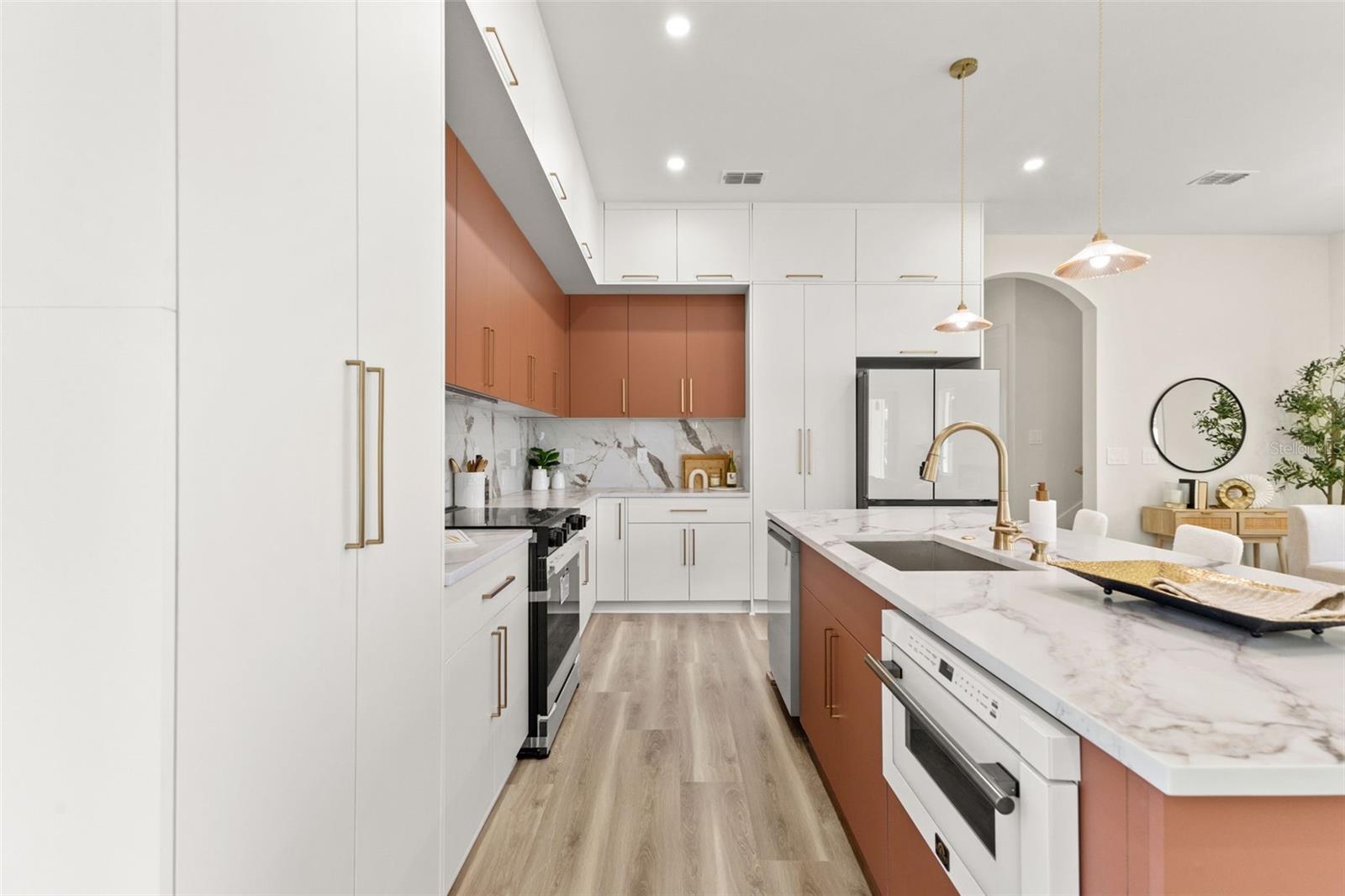 ALSTON HEIGHTS - Residential