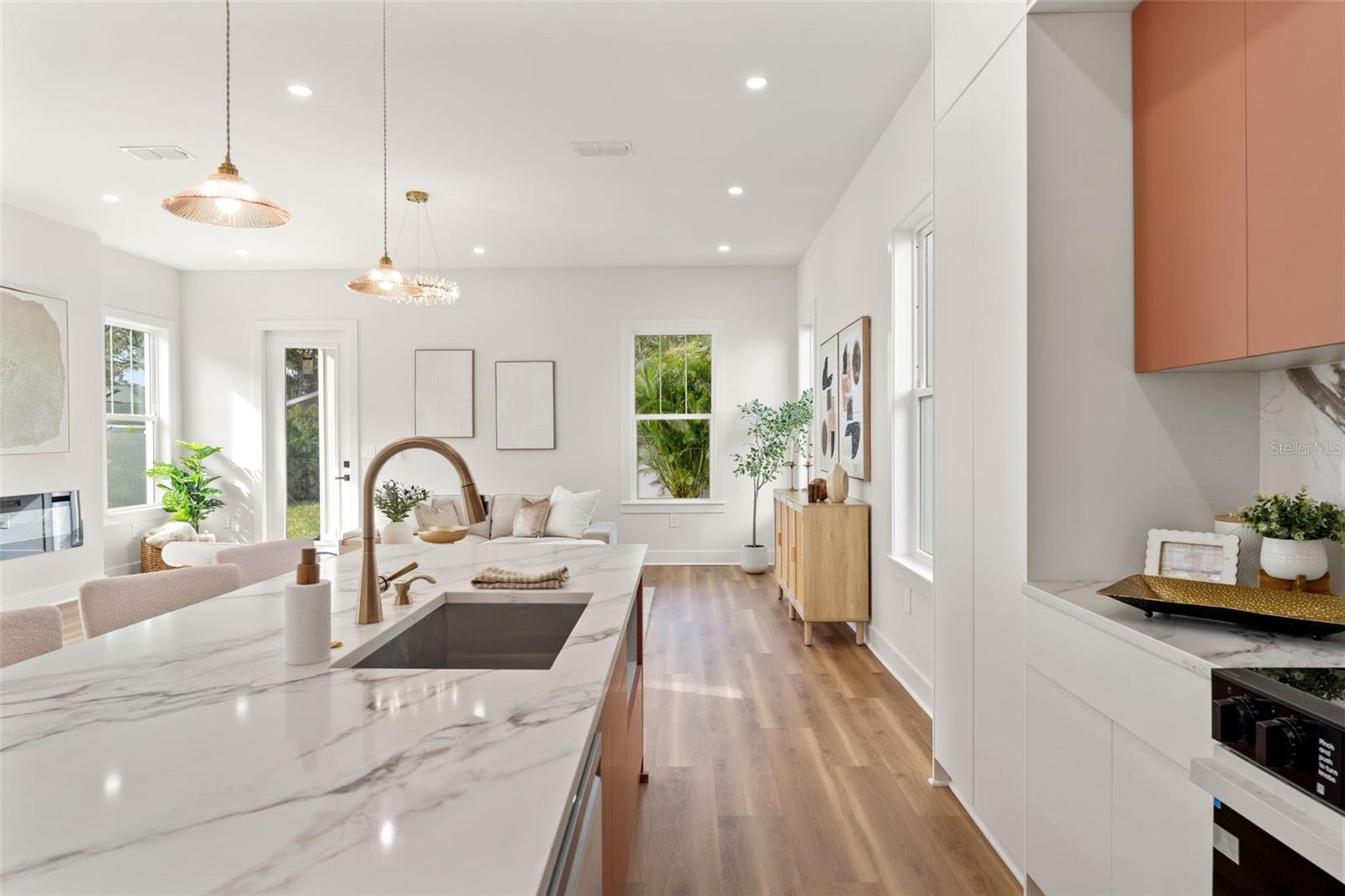 ALSTON HEIGHTS - Residential