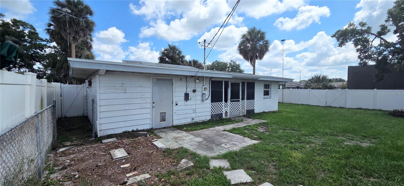 SOUTH FLORIDA TERRACE - Residential