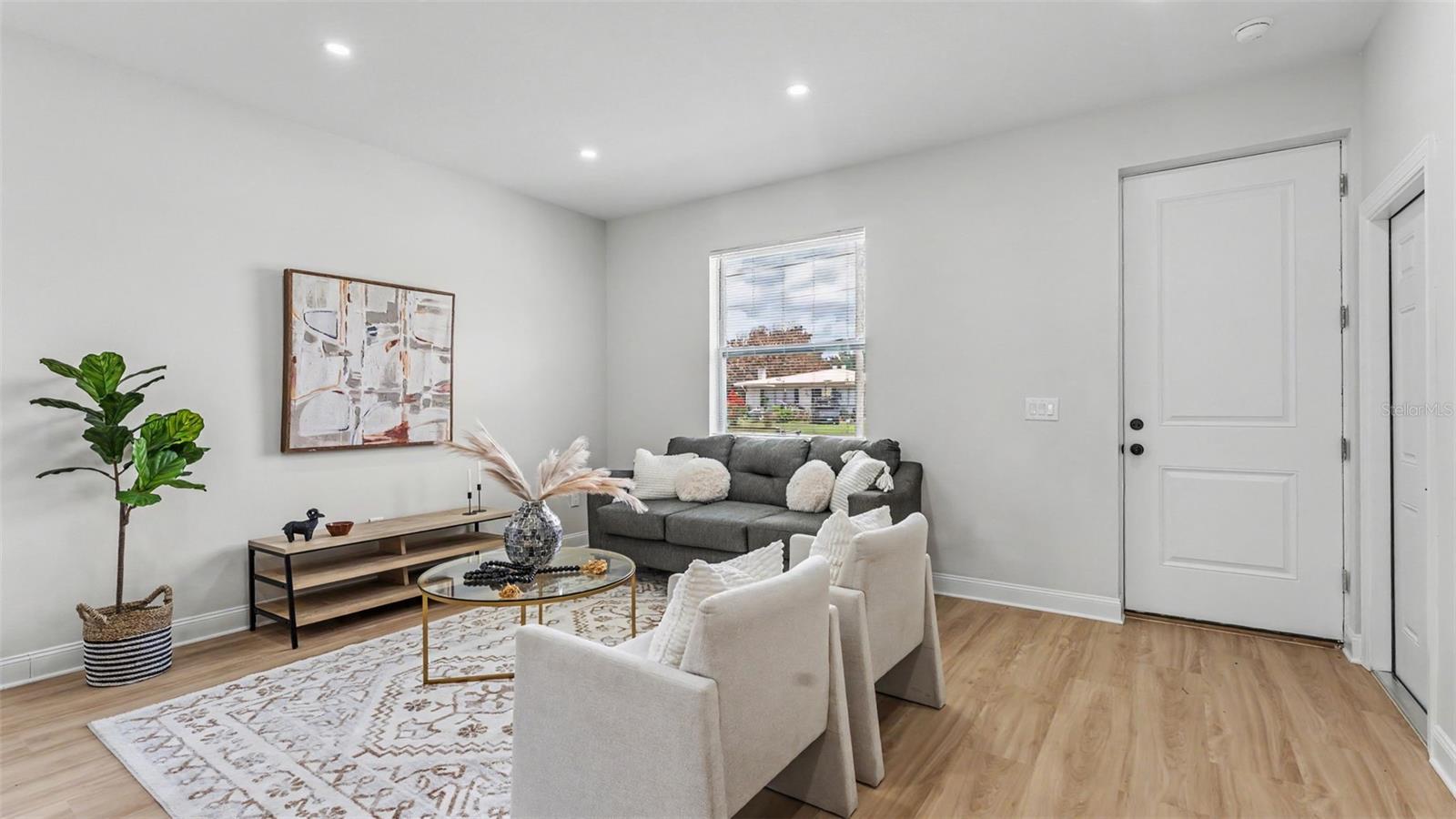 LAKE PARKER TERRACE SUB - Residential