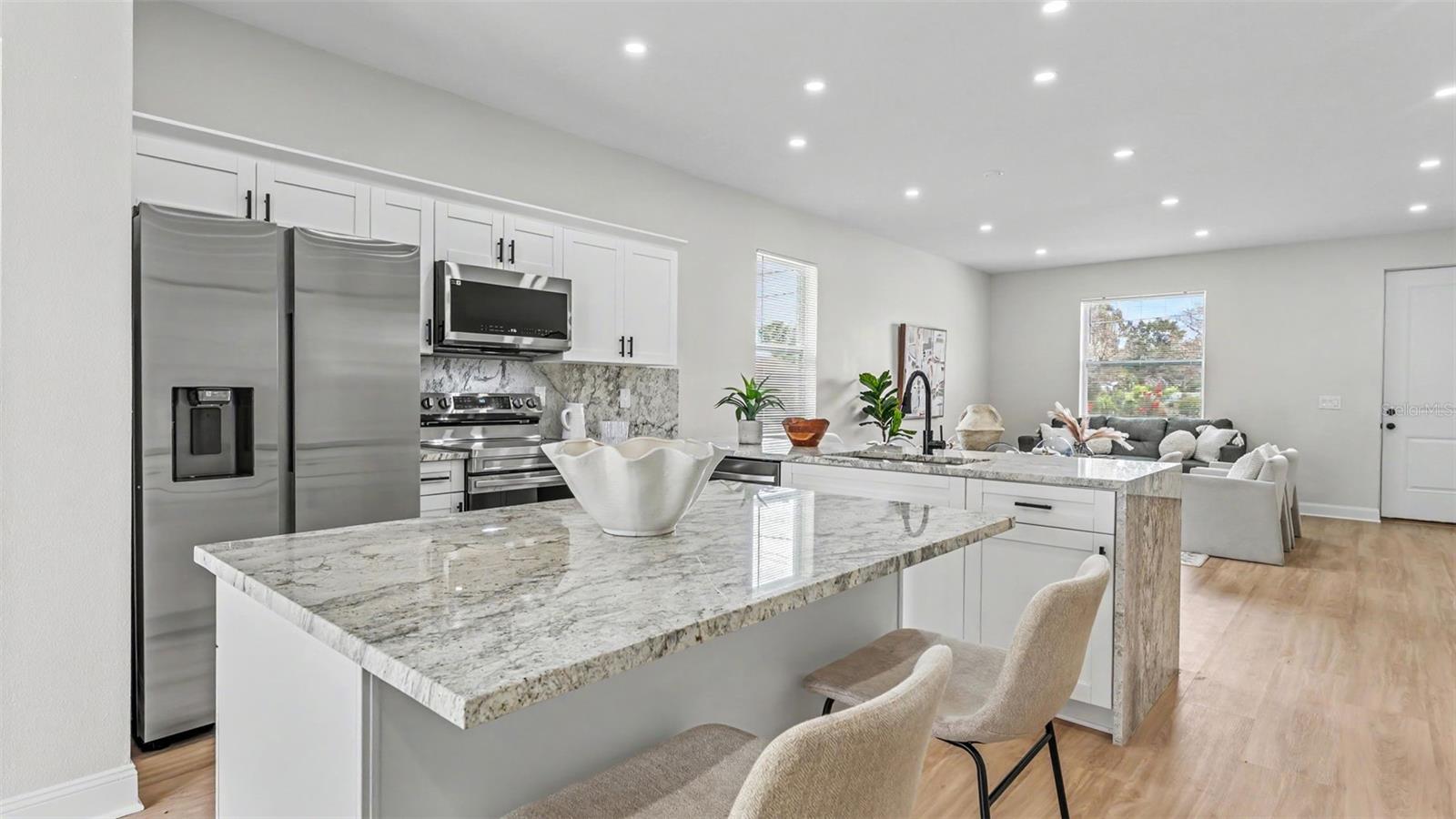 LAKE PARKER TERRACE SUB - Residential