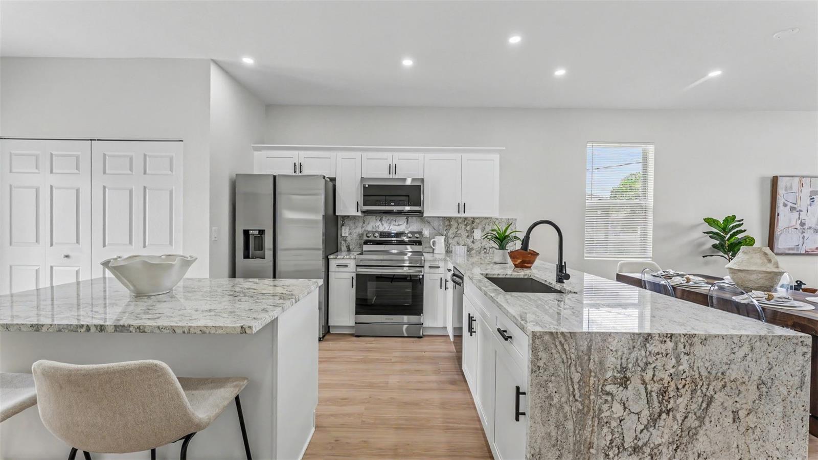 LAKE PARKER TERRACE SUB - Residential