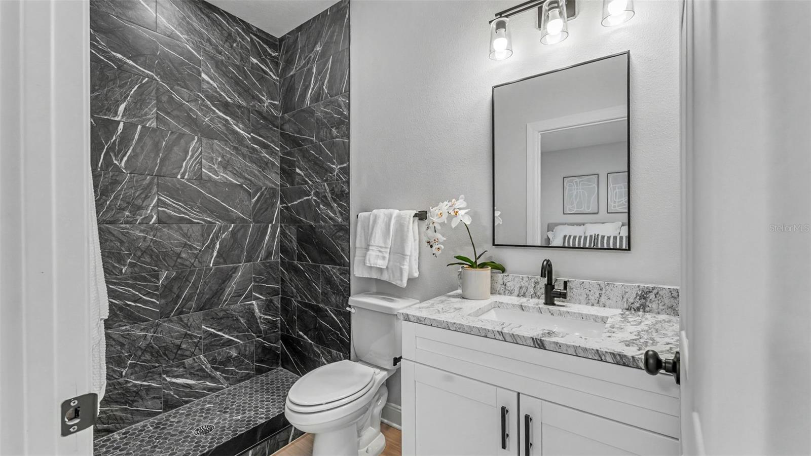LAKE PARKER TERRACE SUB - Residential