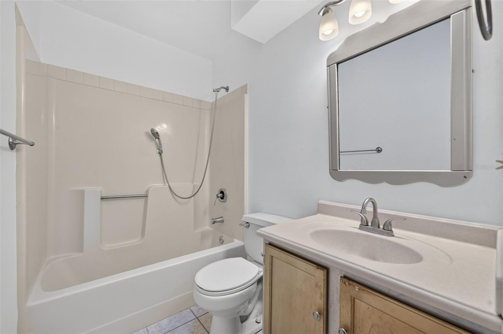 DELTONA LAKES UNIT 32 - Residential