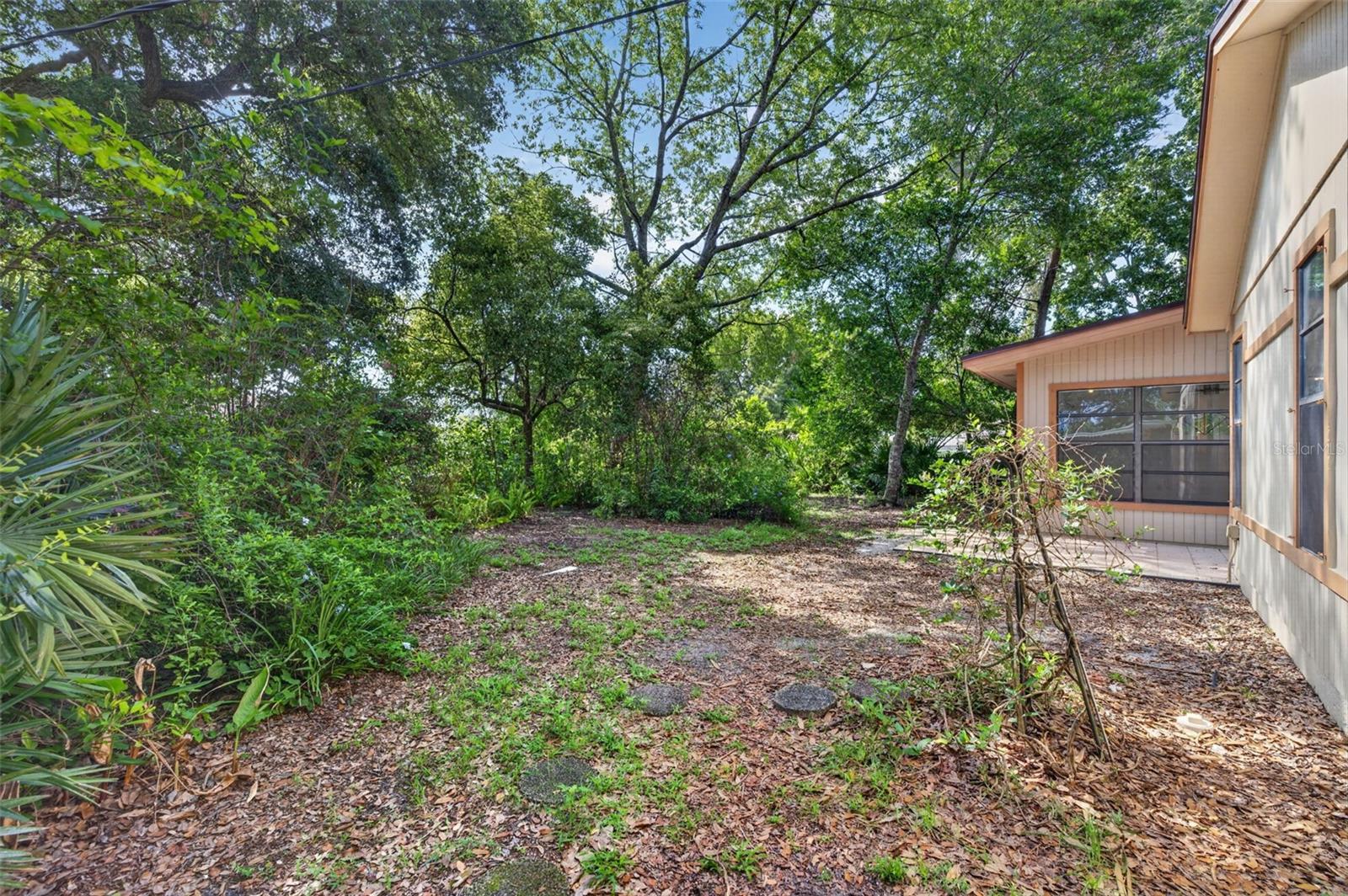 DELTONA LAKES UNIT 32 - Residential
