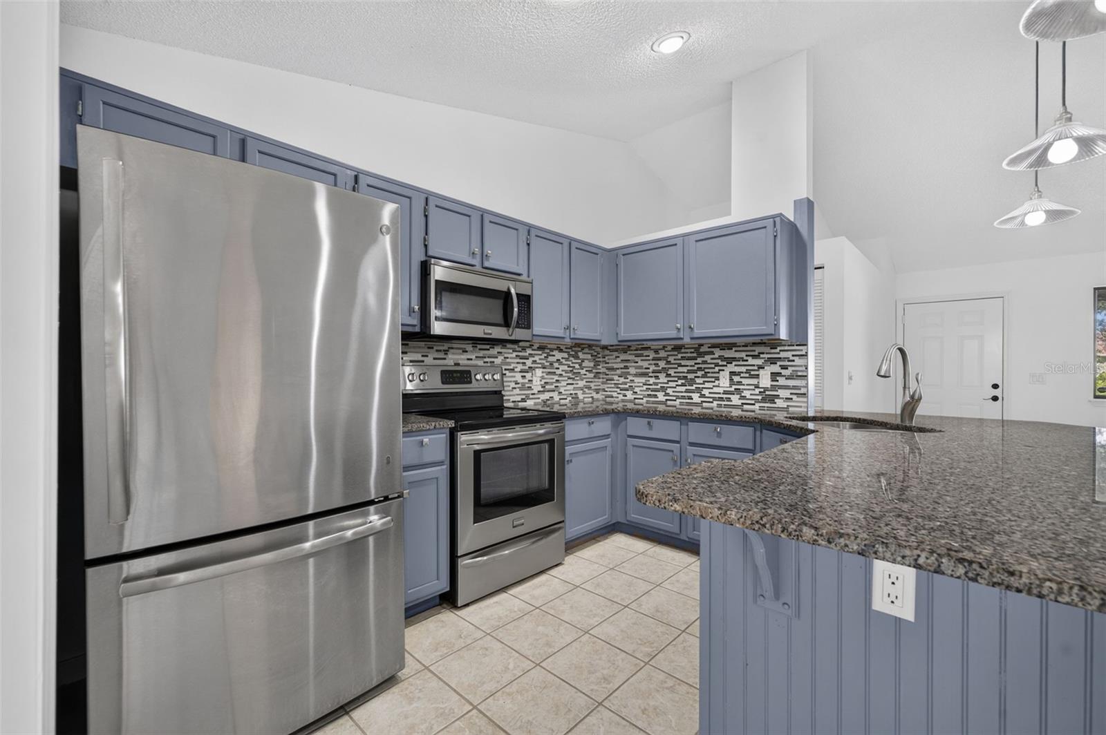 DELTONA LAKES UNIT 32 - Residential