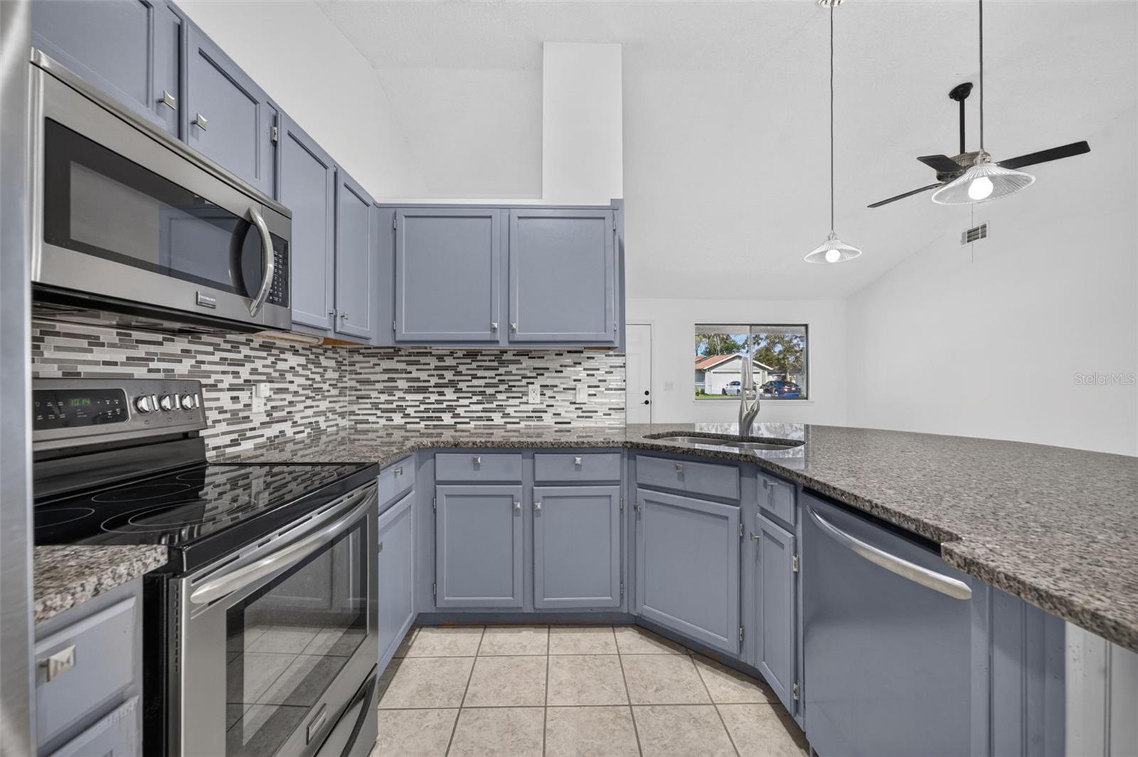 DELTONA LAKES UNIT 32 - Residential
