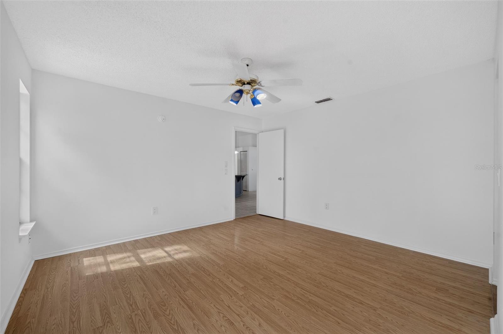DELTONA LAKES UNIT 32 - Residential